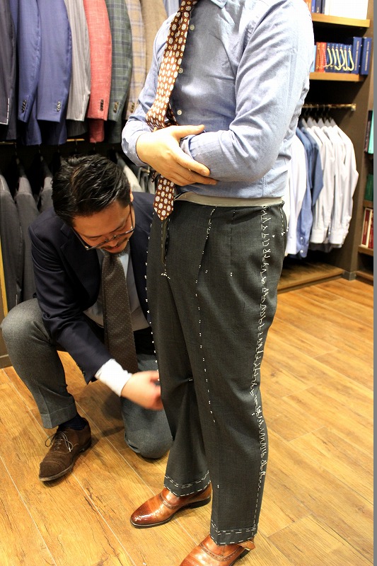 難しい体型をされているお客様の初めてのビスポークパンツ
